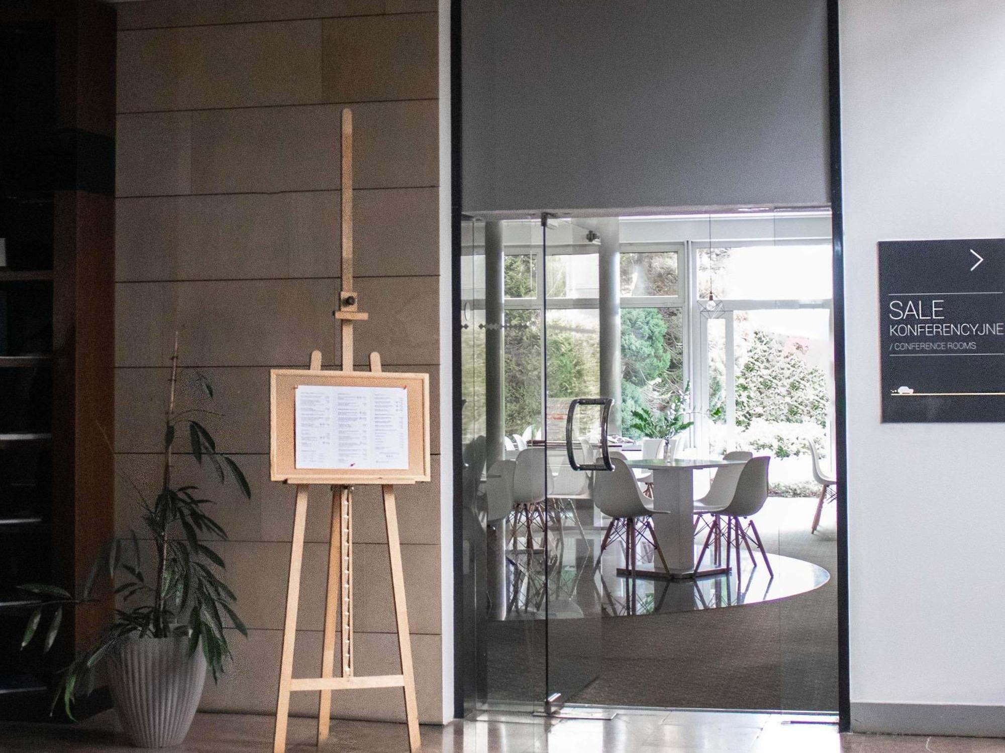 Ibis Styles Bielsko Biala Hotel Екстериор снимка